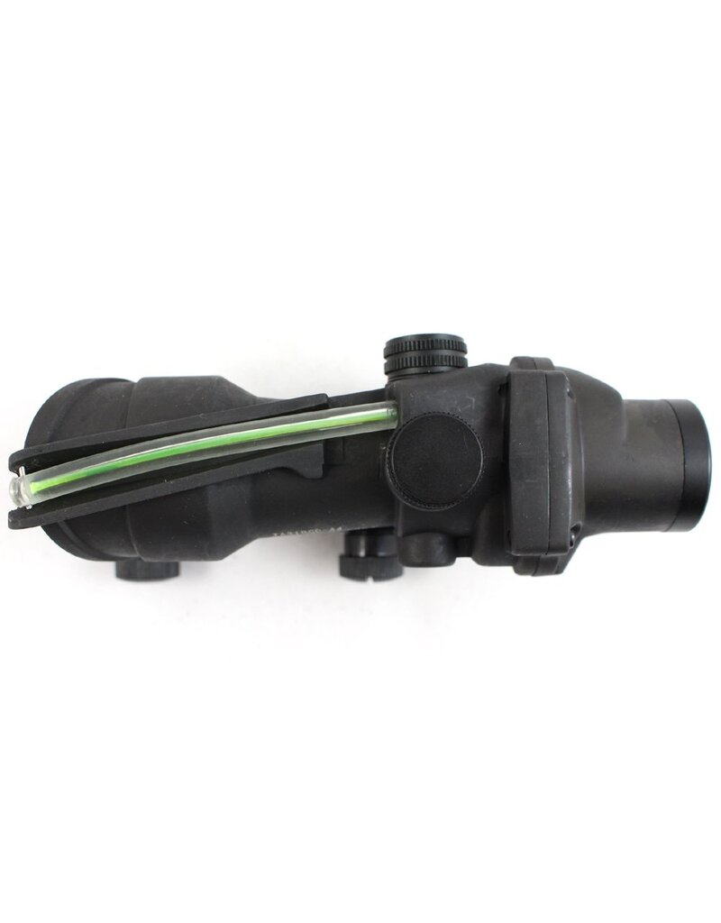 Taktak Airsoft Lunette ACOG 4X32 avec source d'éclairage à fibre optique et point vert