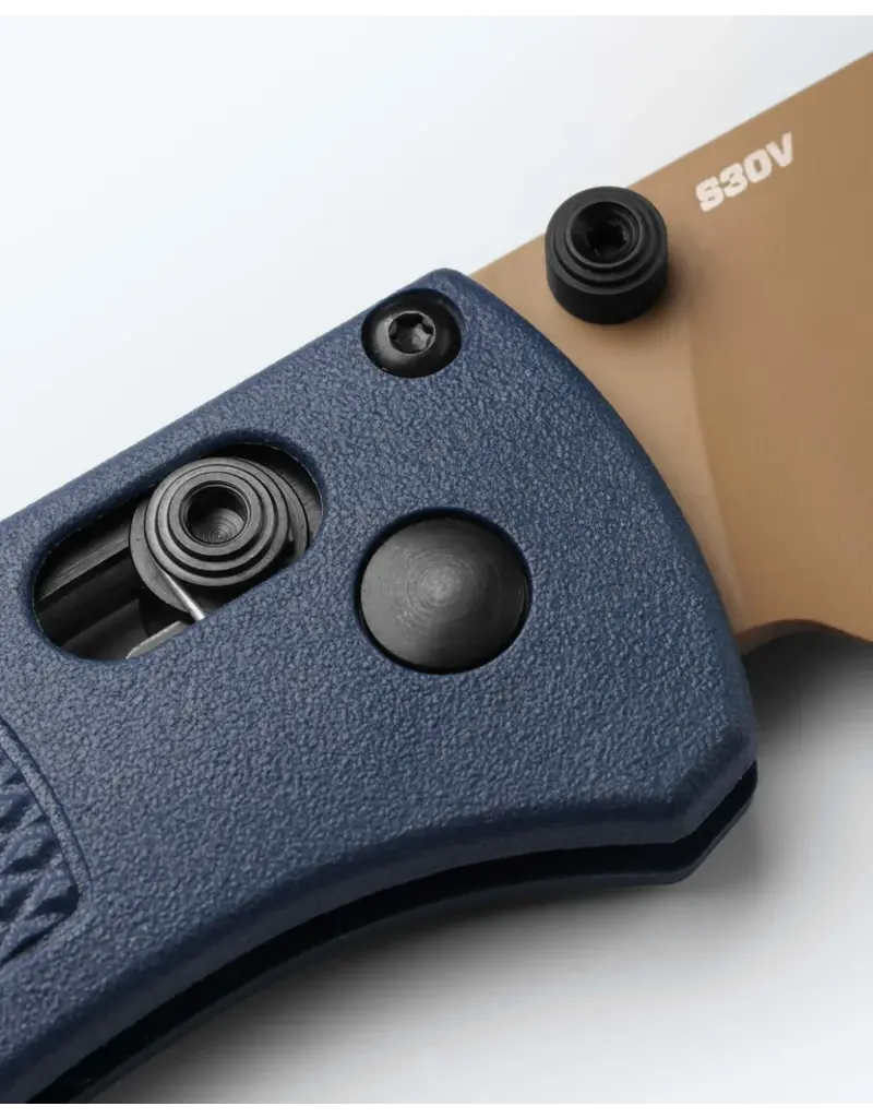 Benchmade Bugout Crater Blue