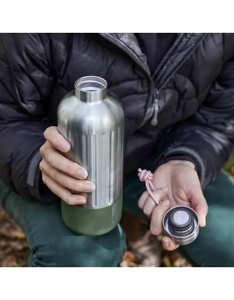 Black+Blum Bouteille isotherme Explorer 850 ml Olive