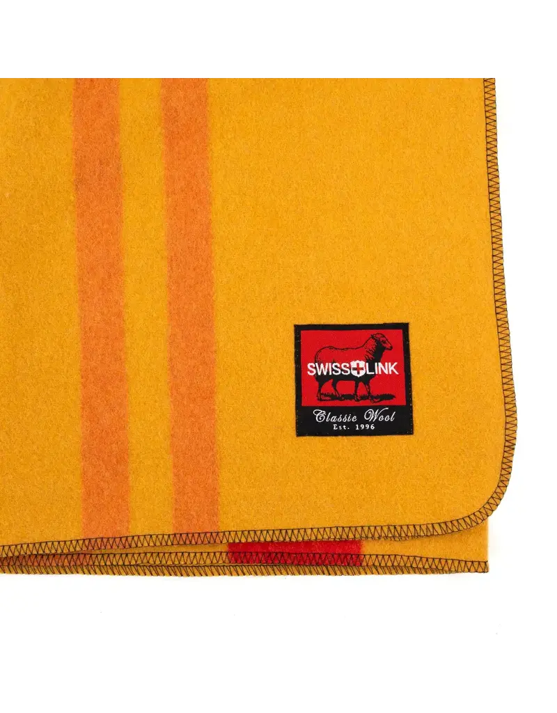 Swiss Link Wainscot Classic Wool Blanket