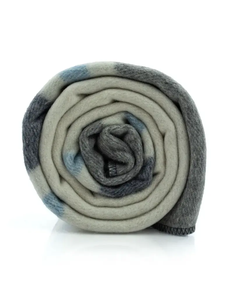 Swiss Link Arctic Shawl Classic Wool Blanket