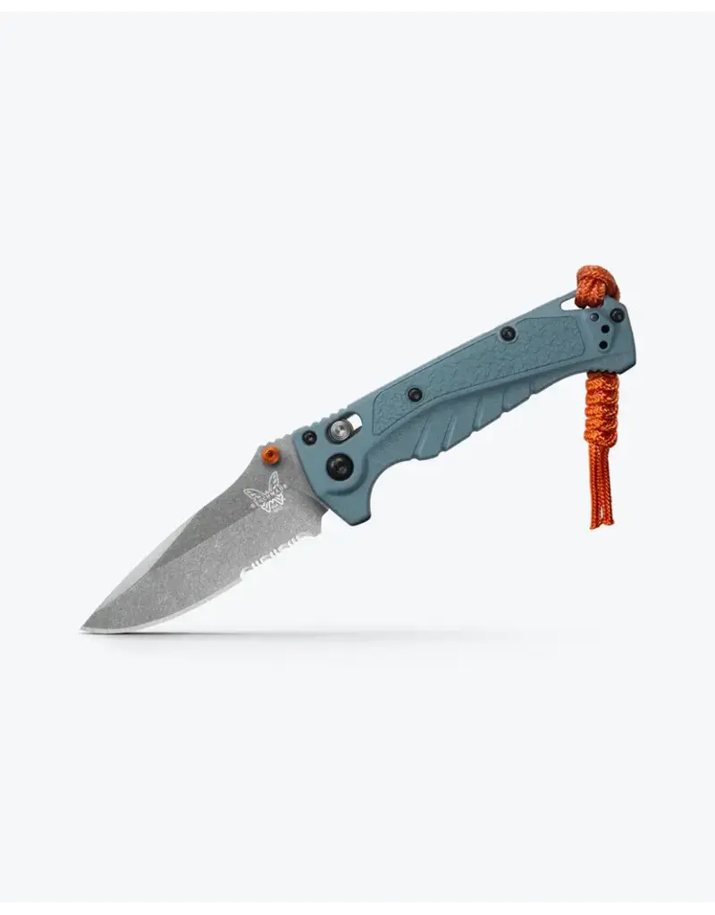 Benchmade Mini Adira bleu profond pointe de goutte