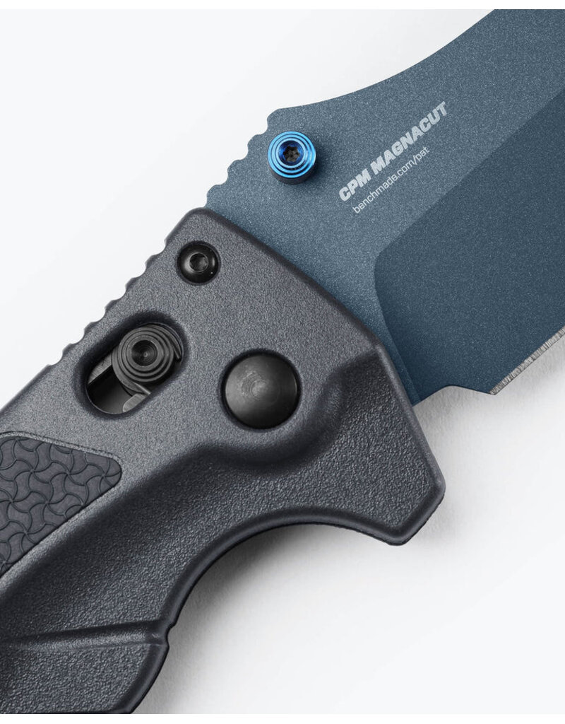 Benchmade Adira Tempest Gray Drop-Point