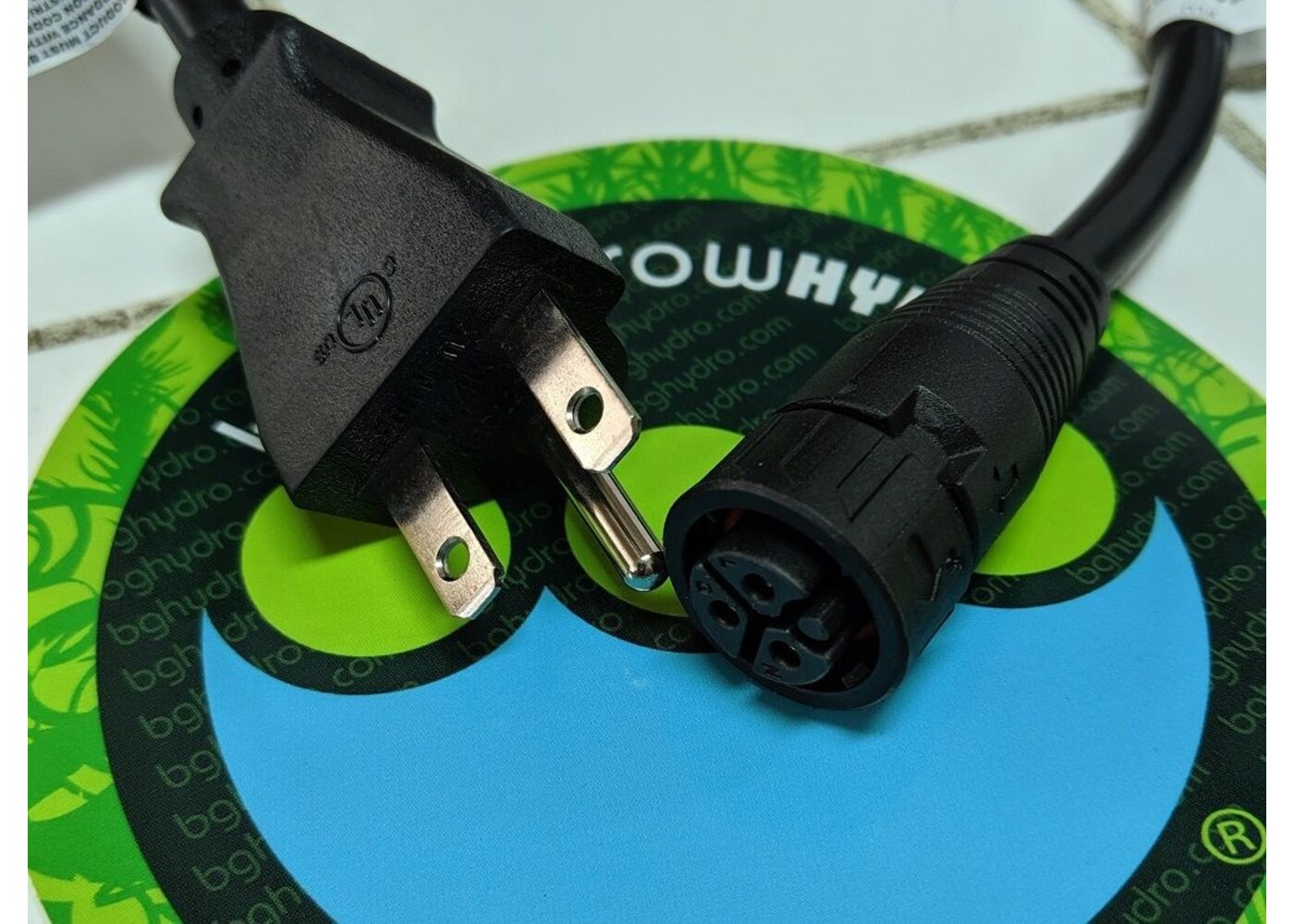 Fluence for Spydr 240V Pushlock 6' CORD