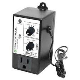 Titan Controls Titan Controls Zephyr 1 - Day/Night Temp Controller