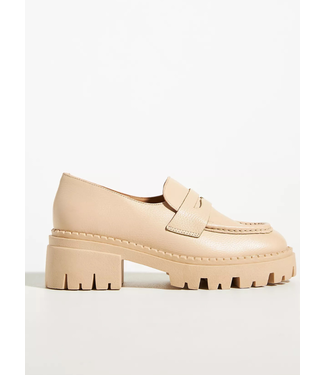 PASSO Cream Loafer