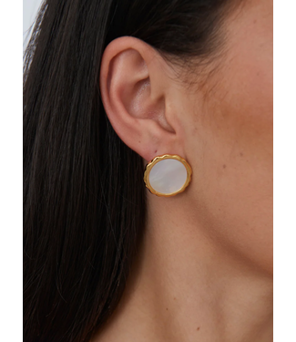 PASSO Mother of Pearl Stud