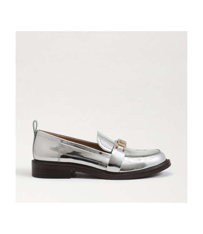 Shiny Loafer