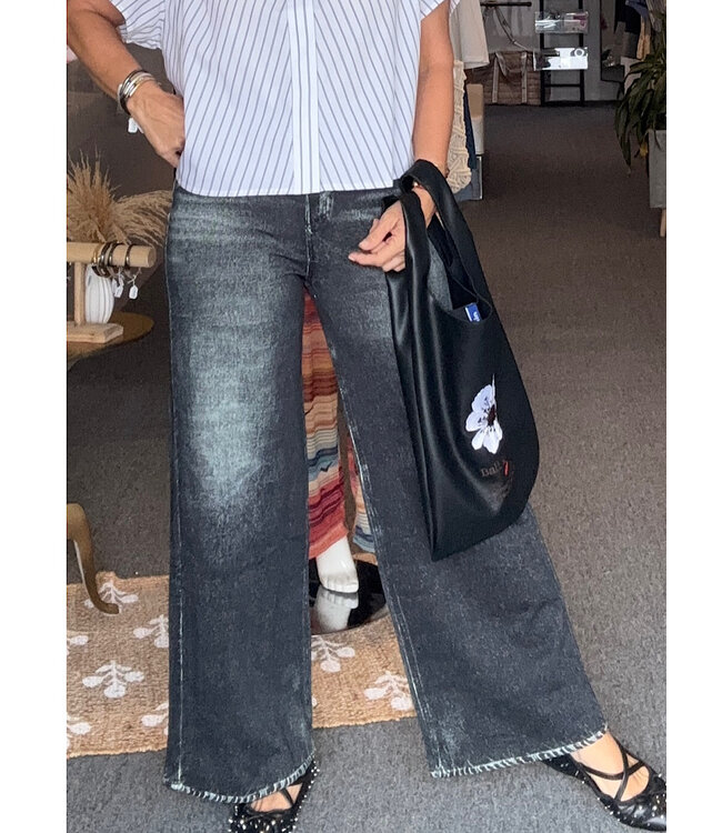 Soft Black Jeans