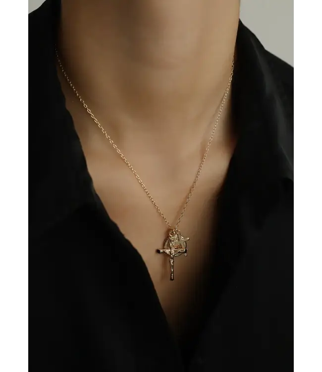 Cross Cluster Necklace