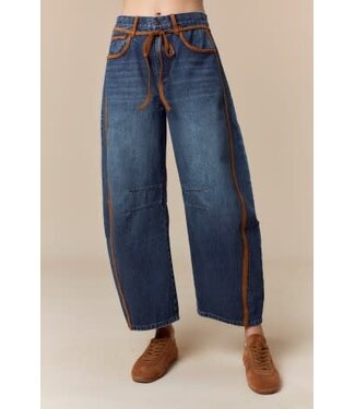 Suede Binding Barrel Jean