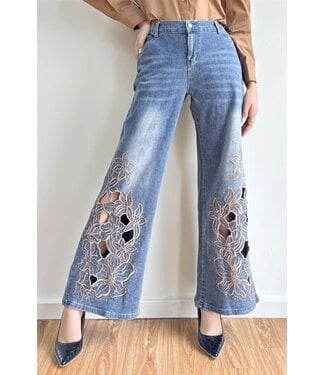 Cutout Jean with Flowers