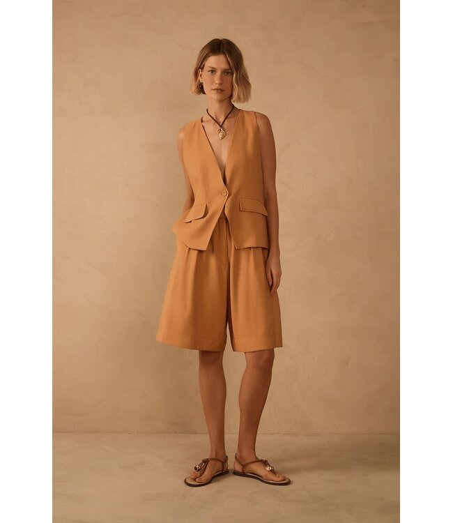 Crepe Long Line Vest