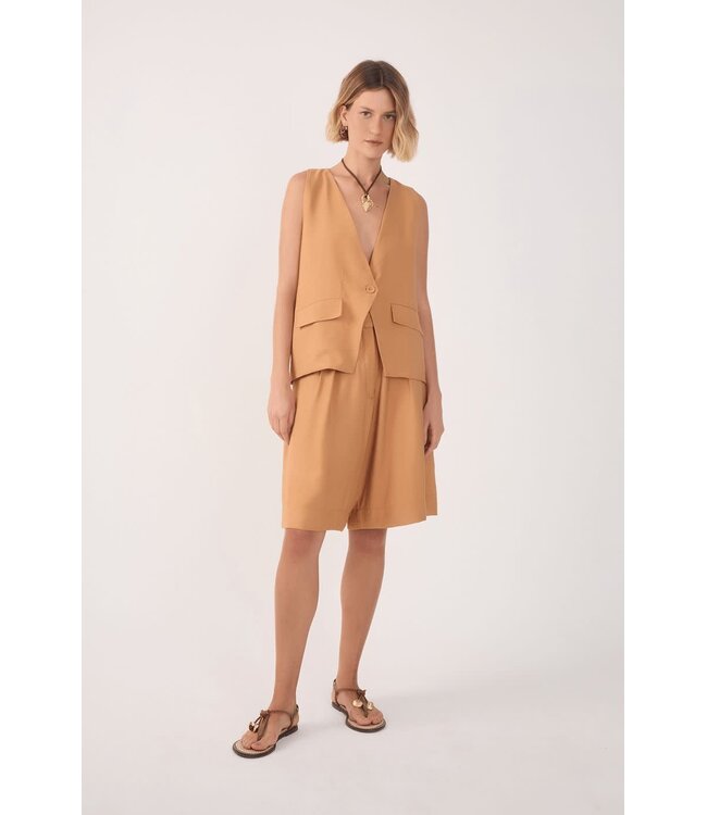 Crepe Long Line Vest