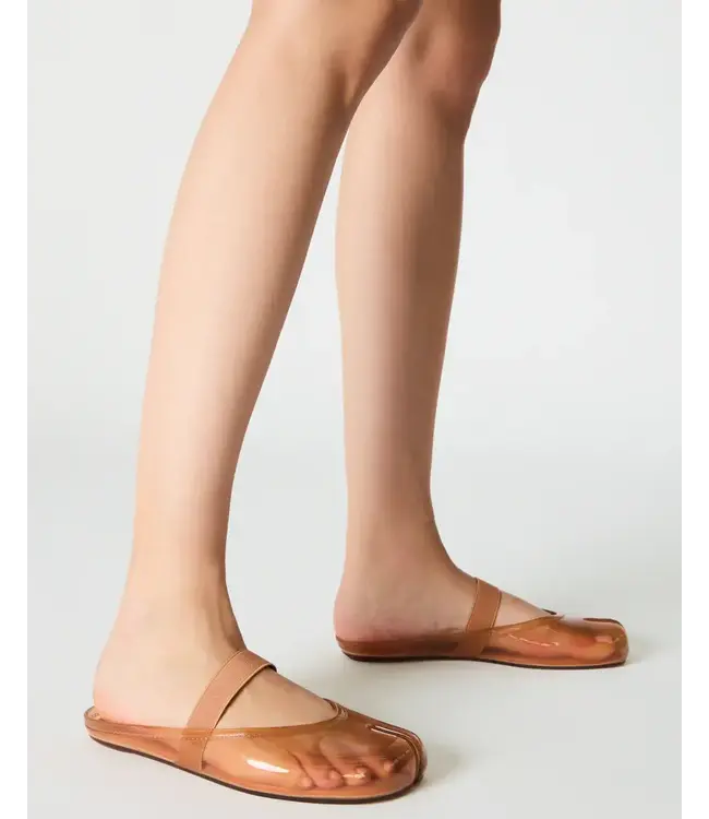 Cova Tabi Flat