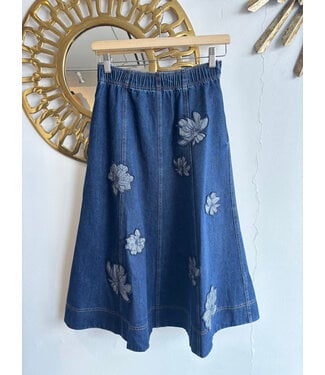 Embroidered Elastic Waist A line Midi Length Denim Skirt