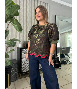Solid Wavy Hem Detail Floral Top