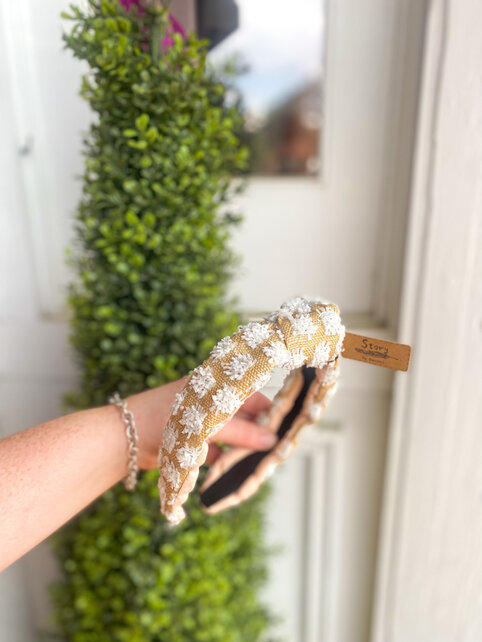 Floral pattern straw headband