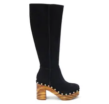 Fall Staple Tall Boots