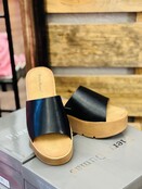 Bella’s Black Platform