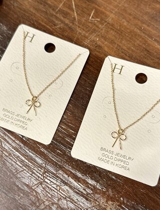 Dainty Bow Necklace