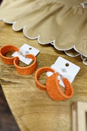 Wrapped Raffia Hoops