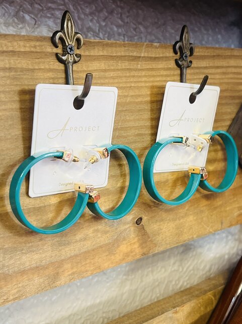 Gracie’s Green Hoops