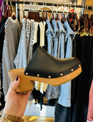 Finley’s Fall Mules