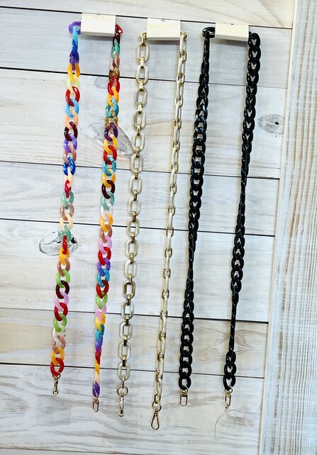 Claire Chain Link Cell Phone Strap