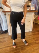 Forever Black Crop Forever Black Crop