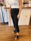 Forever Black Crop Forever Black Crop