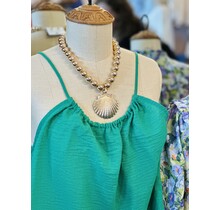 Chunky Shell Pendant Necklace