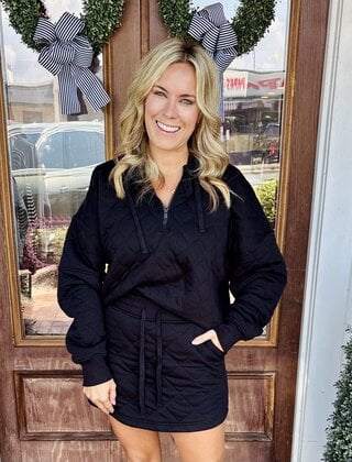 Bailey’s Black Quilted Half Zip