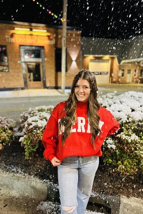 Be Merry Sweatshirt Red