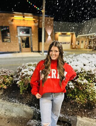 Be Merry Sweatshirt Red