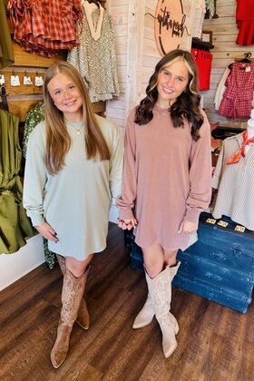 Lindsey’s Laid-Back Mini Dress