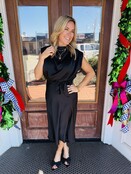 Ellie Elegant Sleeveless Black Dress