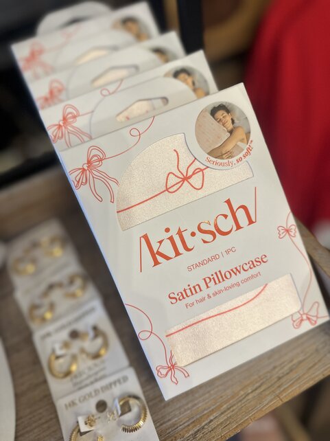 Holiday Satin Pillowcase - Striped Red Bows