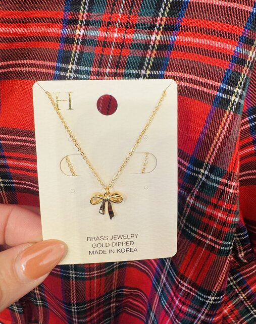 Dainty Gold Bow Necklace