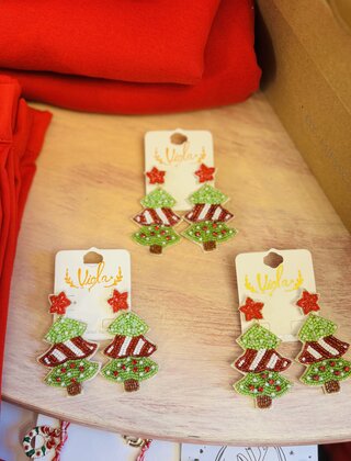 Beaded Red/Green Christmas Tree Earrings