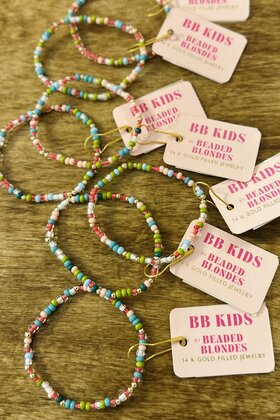 Beaded Blondes Holiday Cheer - Kids