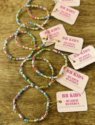 Beaded Blondes Holiday Cheer - Kids