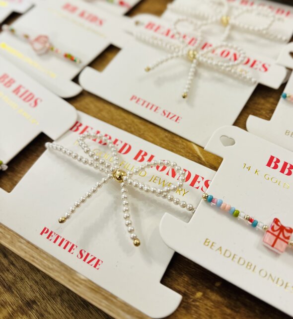 Pearl Bow Beaded Blondes - Petite