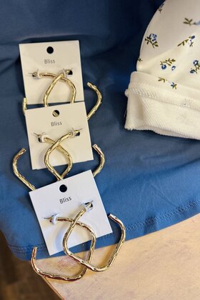 Geometric Square Hoops