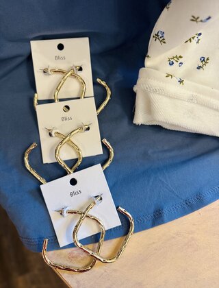 Geometric Square Hoops