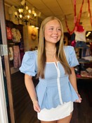 Soft Scallop Puff Sleeve Top