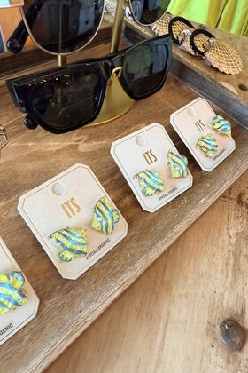 Flounder Studs