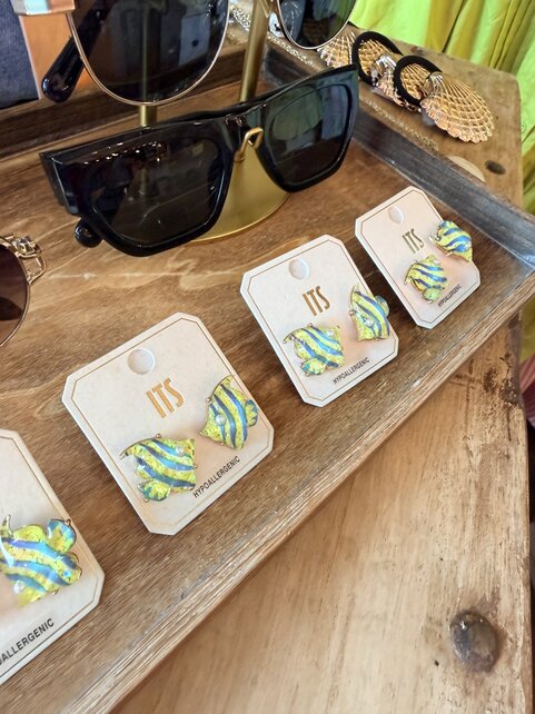 Flounder Studs