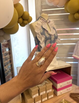 Oval Pearl Wide Open Ring