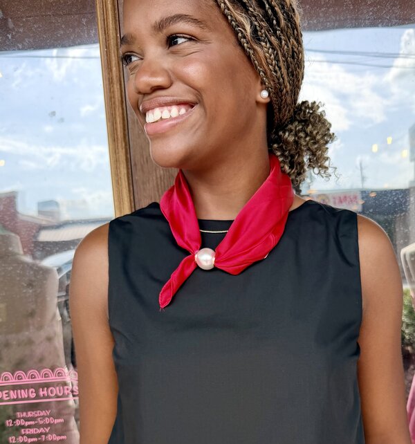 Red Pearl Clasp Scarf Necklace